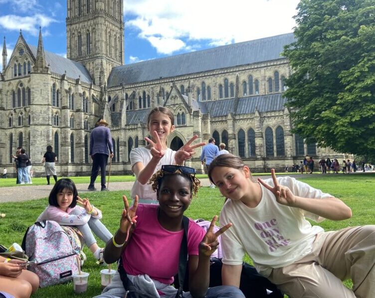 XUK English Summer School (XUK English) general 32